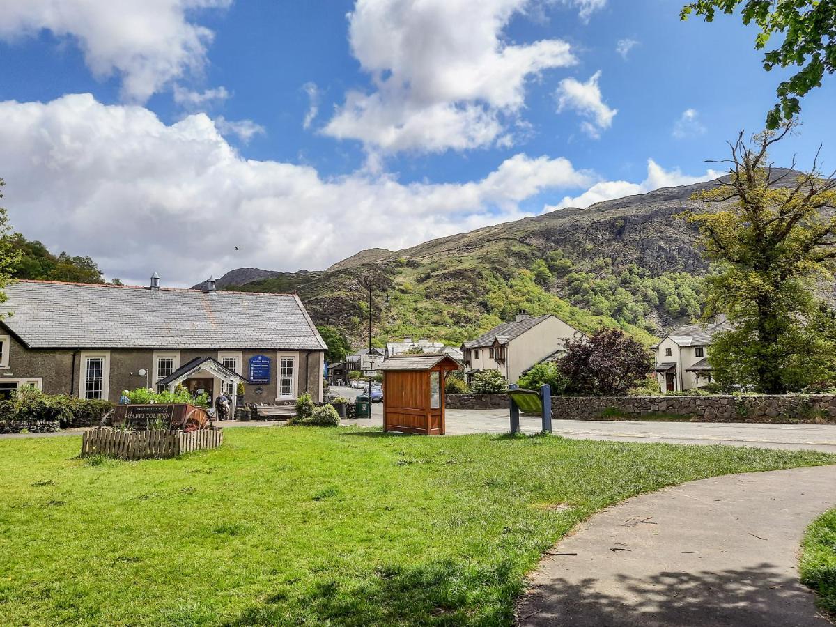 Bryn Afon * Caernarfon